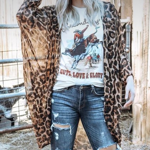 Impressions Tops - Leopard kimono cardigan